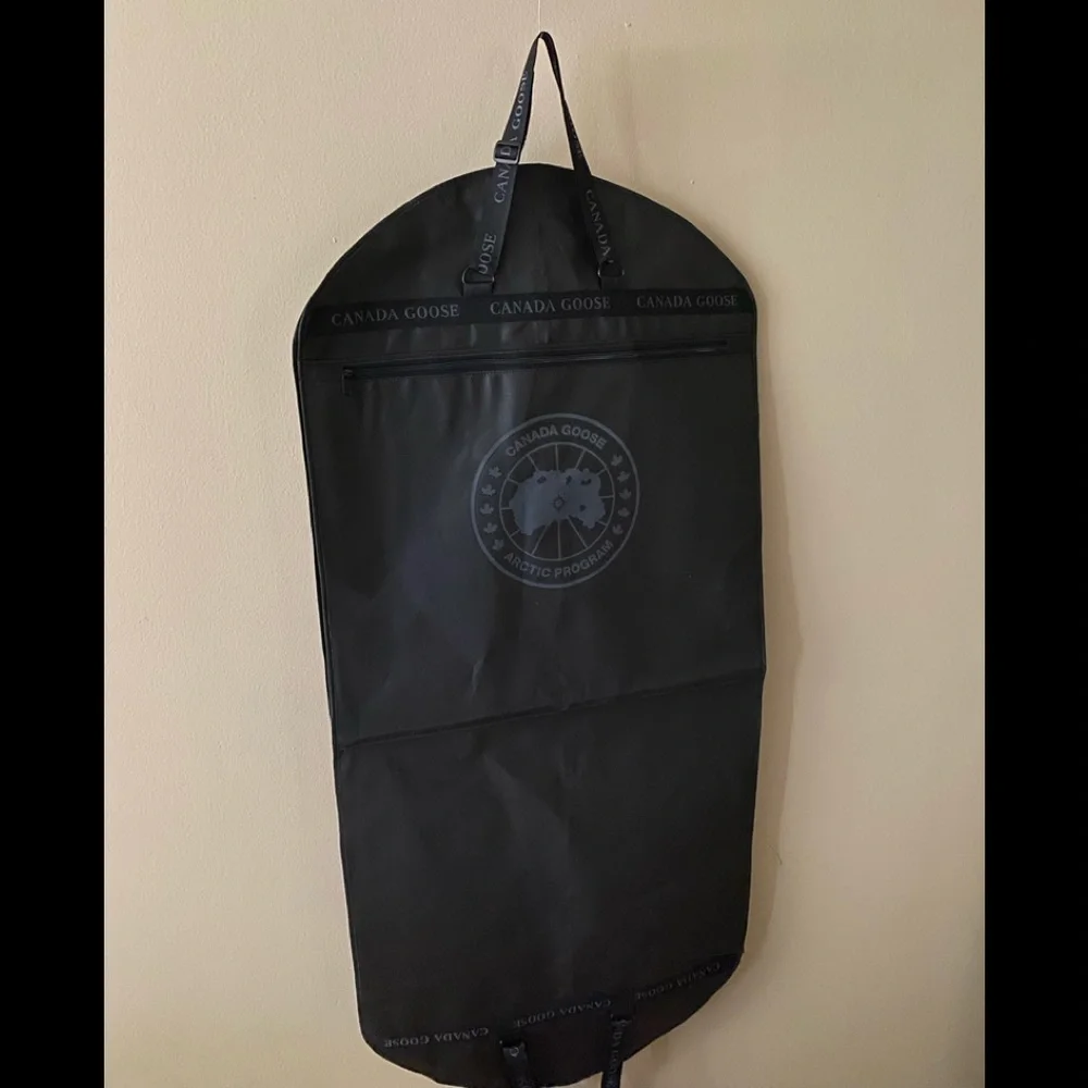 Canada Goose Garment bag